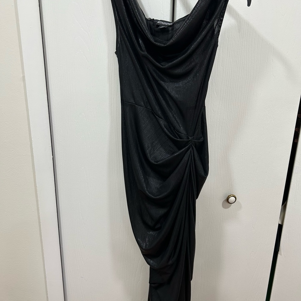 PrettyLittleThing Metallic Black Off The Shoulder Midi Dress - Size 2